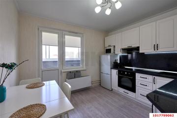 Фото №1: 1-комнатная квартира 37 м², 13/16 эт. - Краснодар, мкр. Восточно-Кругликовский, ул. Героя А.А. Аверкиева, 21