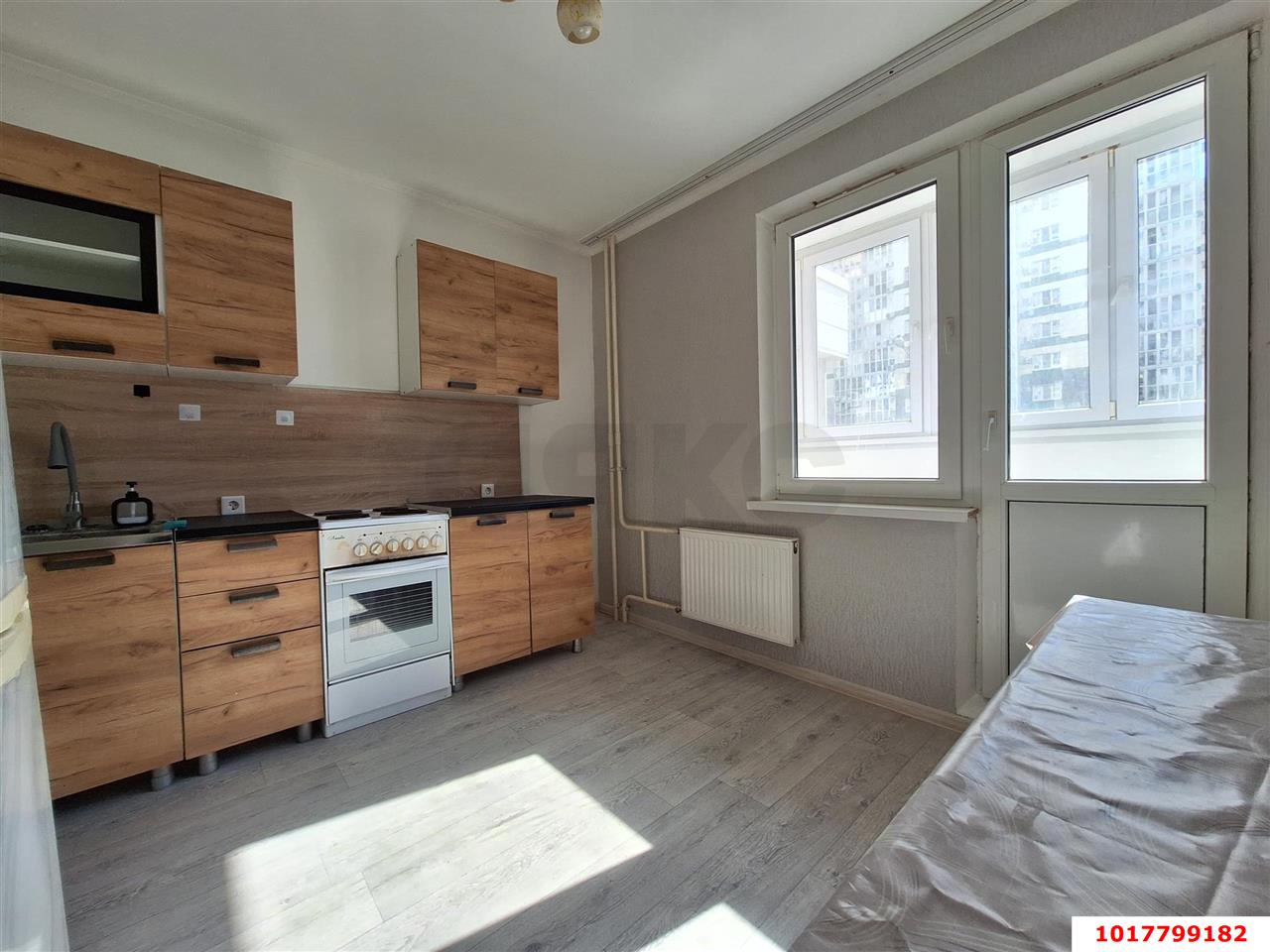Фото №1: 1-комнатная квартира 42&nbsp;м², 1/16&nbsp;эт. - Краснодар, Карасунский внутригородской округ, мкр. Почтовый, ул. имени Валерия Гассия, 21