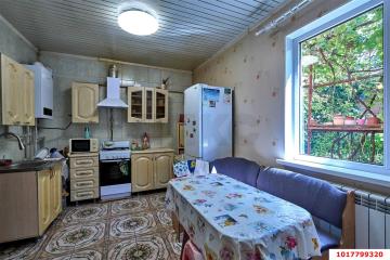 Фото №1: Дом 157 м² + 2 сот., 2 эт. - Краснодар, мкр. 9-й километр, ул. Нестерова