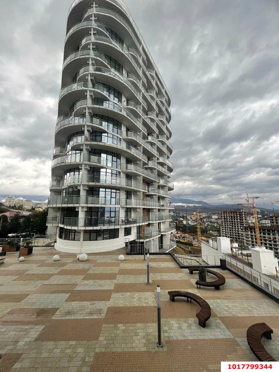 Фото №3: Апартаменты 34&nbsp;м², 18/20&nbsp;эт. - Алушта, Профессорский Уголок, мкр. ЖК Крымская Резиденция, ул. Западная, 4к3