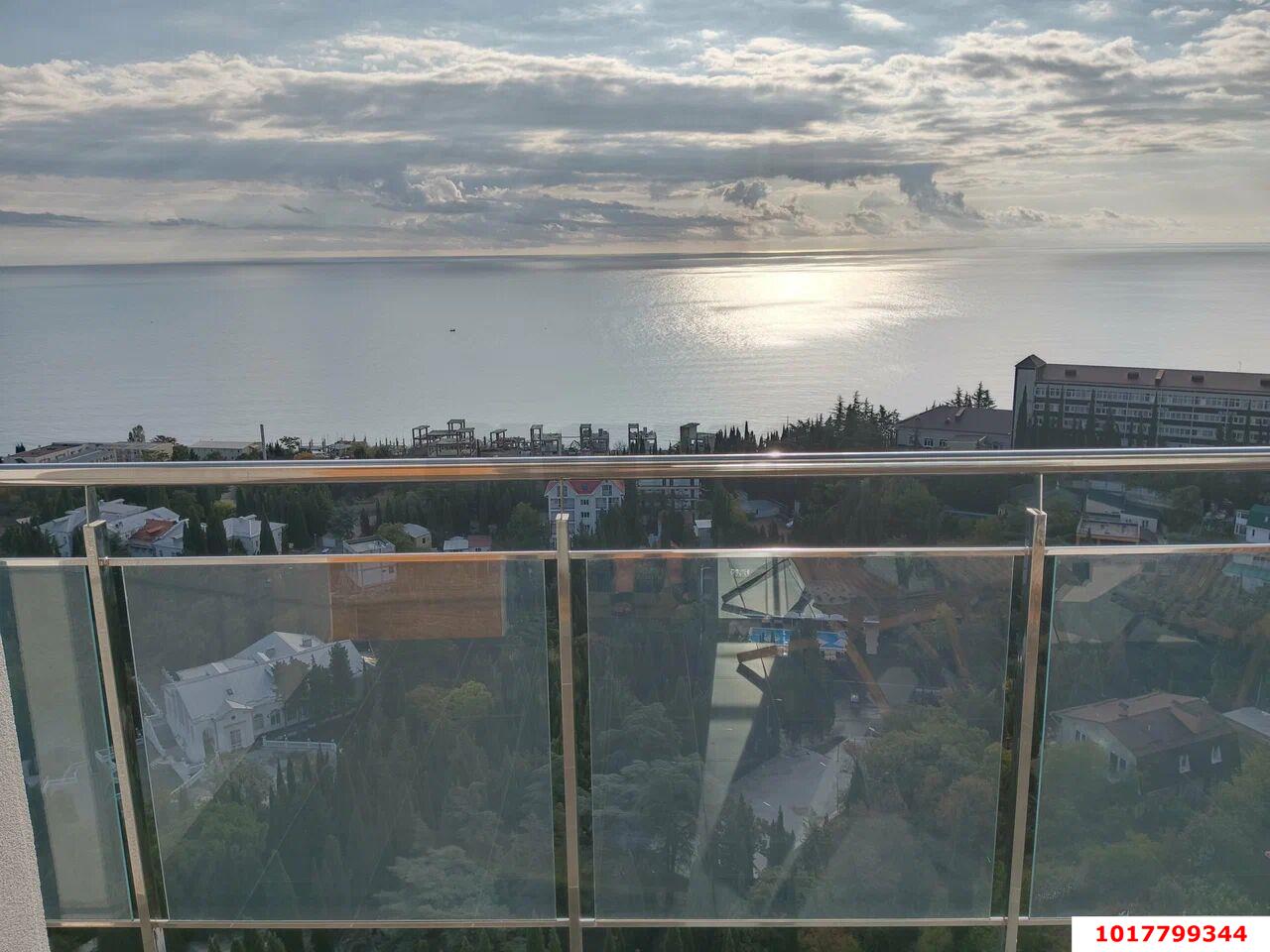 Фото №9: Апартаменты 34&nbsp;м², 18/20&nbsp;эт. - Алушта, Профессорский Уголок, мкр. ЖК Крымская Резиденция, ул. Западная, 4к3