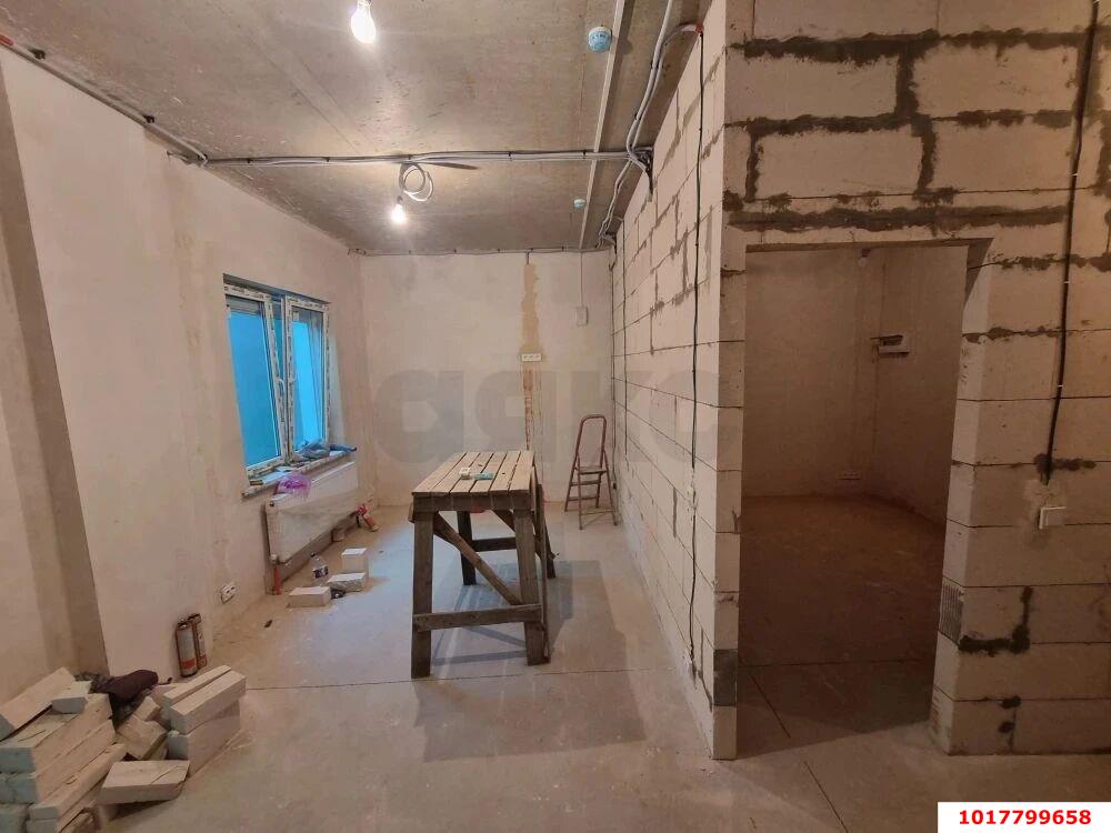 Фото №2: Торговое помещение 37&nbsp;м², 9&nbsp;эт. - Краснодар, Прикубанский внутригородской округ, мкр. жилой комплекс Краски, ул. Краеведа Соловьёва, 6к5