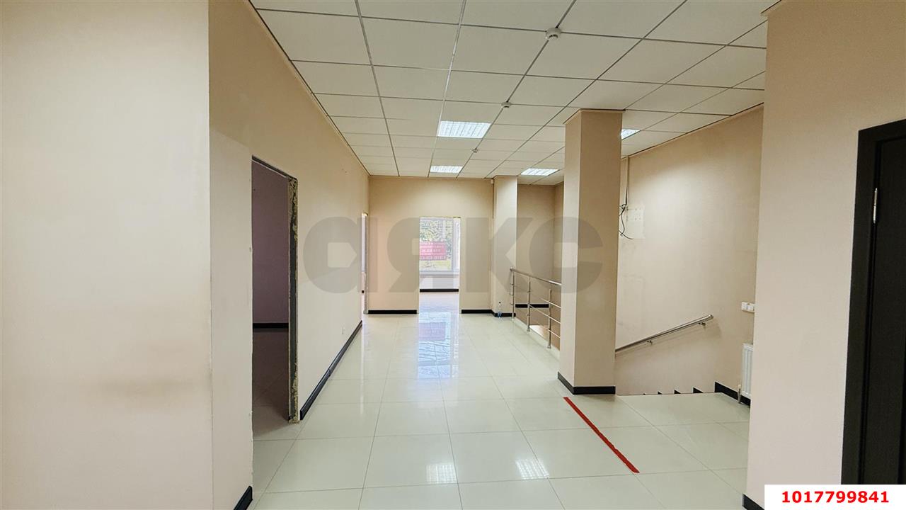 Фото №2: Торговое помещение 120&nbsp;м², 2/2&nbsp;эт. - Краснодар, Прикубанский внутригородской округ, мкр. 40 лет Победы, ул. имени 40-летия Победы, 116