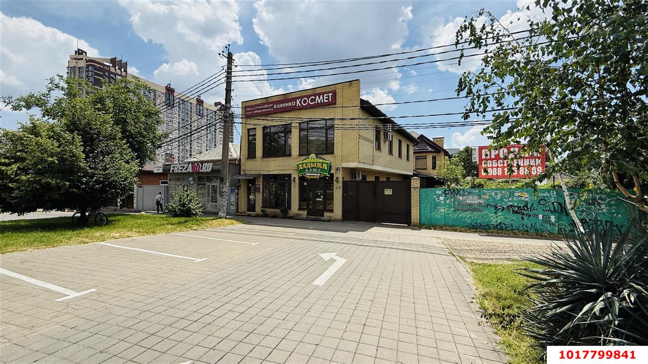 Фото №1: Торговое помещение 120&nbsp;м², 2/2&nbsp;эт. - Краснодар, Прикубанский внутригородской округ, мкр. 40 лет Победы, ул. имени 40-летия Победы, 116