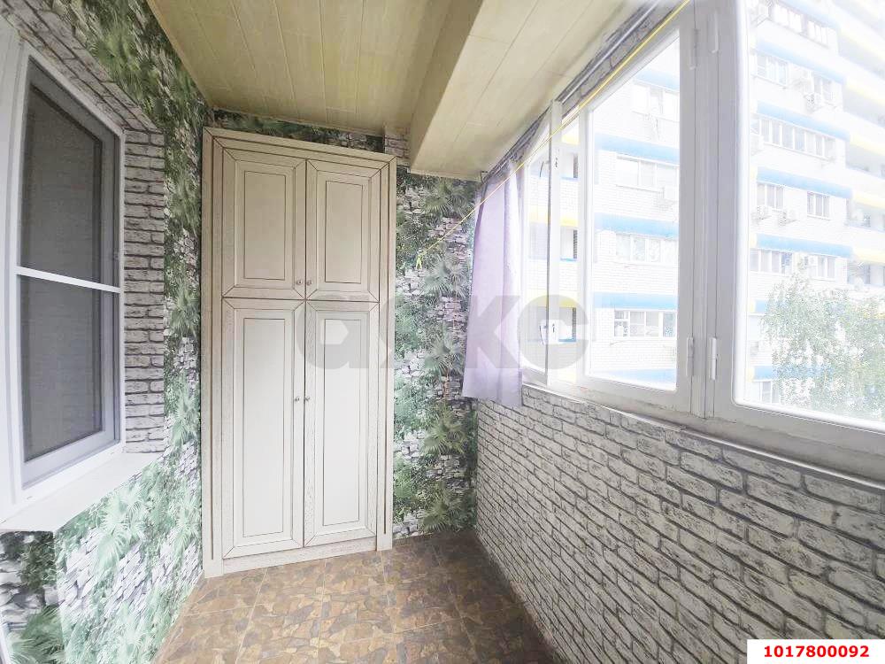 Фото №10: 1-комнатная квартира 50&nbsp;м², 5/16&nbsp;эт. - Краснодар, Западный внутригородской округ, мкр. Юбилейный, пр-кт Чекистов, 42