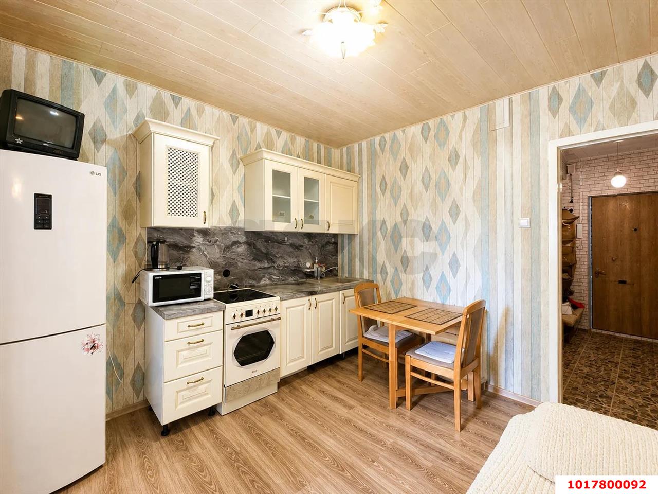 Фото №2: 1-комнатная квартира 50&nbsp;м², 5/16&nbsp;эт. - Краснодар, Западный внутригородской округ, мкр. Юбилейный, пр-кт Чекистов, 42