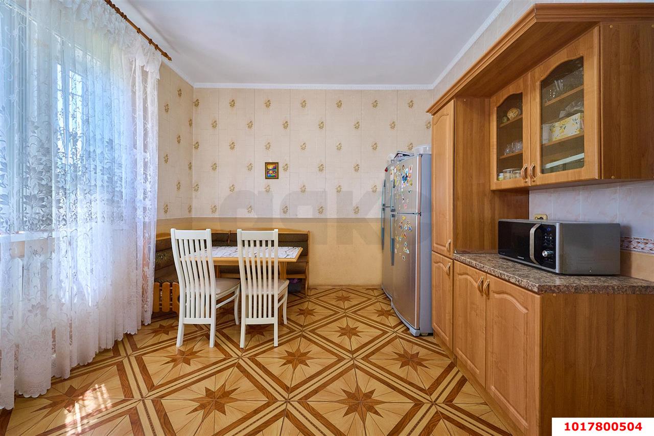 Фото №2: Дом 243&nbsp;м² + 3.38&nbsp;сот., 2&nbsp;эт. - Краснодар, Западный внутригородской округ, мкр. Фестивальный, ул. Михаила Власова, 84