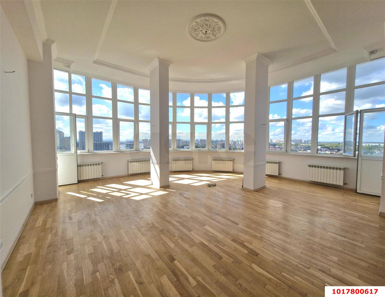 Фото №4: 3-комнатная квартира 160&nbsp;м², 15/16&nbsp;эт. - Краснодар, Западный внутригородской округ, мкр. Кожзавод, ул. Володи Головатого, 109
