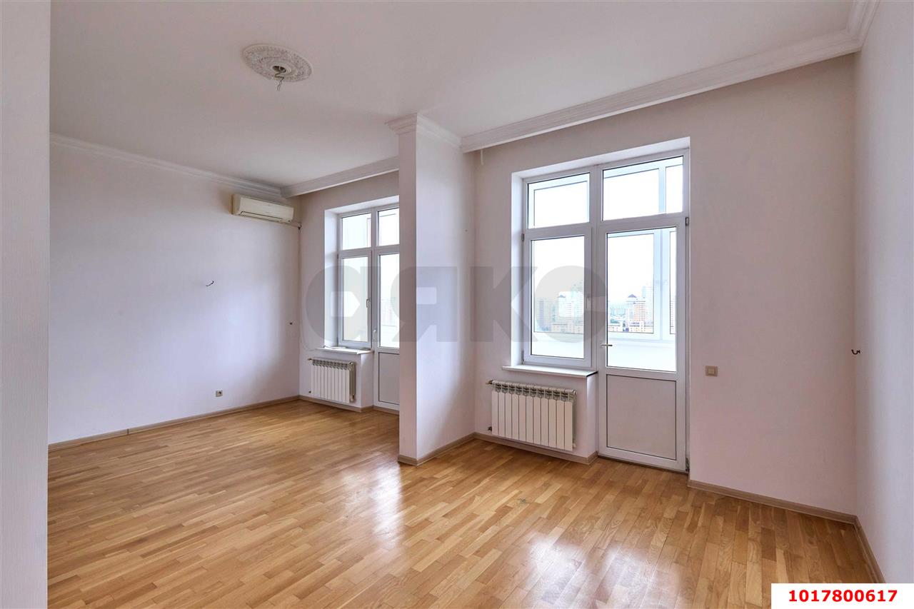 Фото №10: 3-комнатная квартира 160&nbsp;м², 15/16&nbsp;эт. - Краснодар, Западный внутригородской округ, мкр. Кожзавод, ул. Володи Головатого, 109