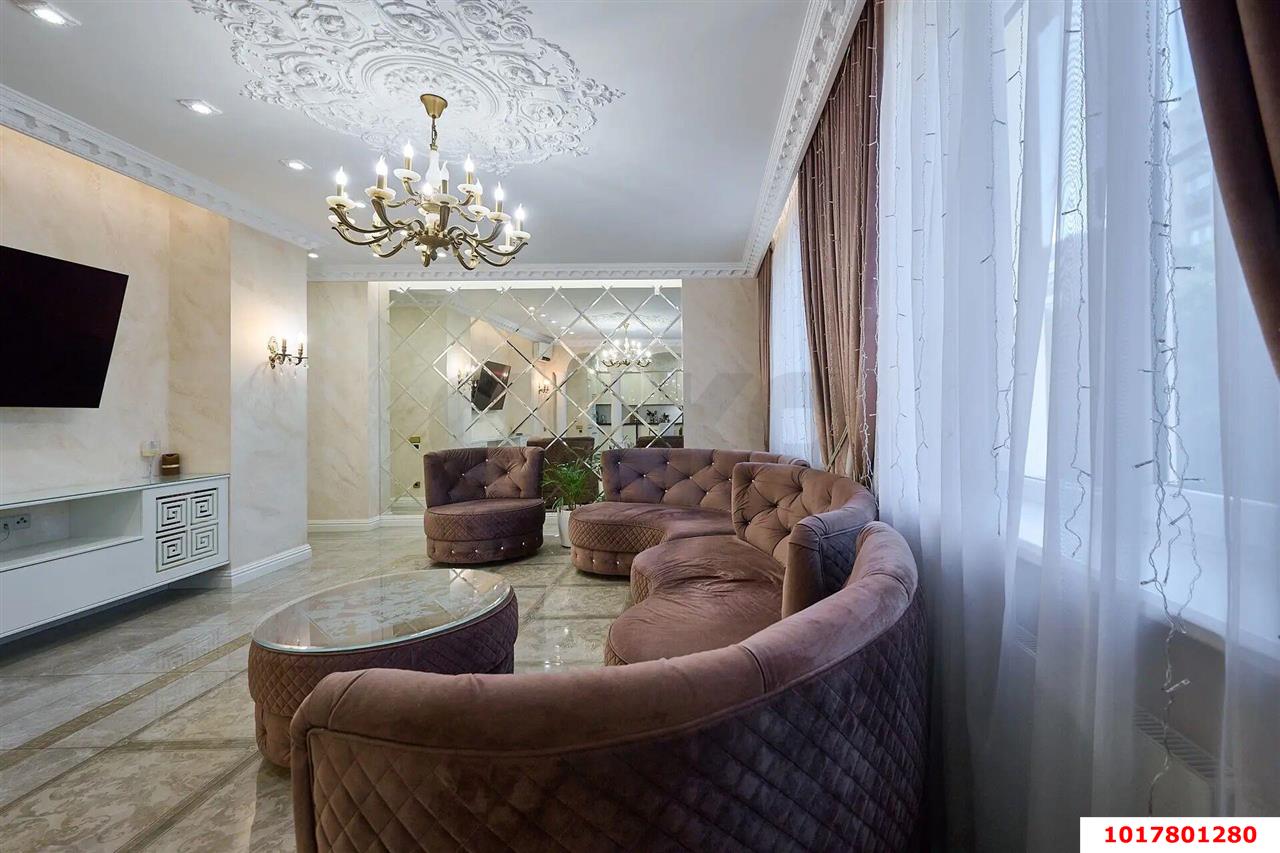 Фото №3: 3-комнатная квартира 134&nbsp;м², 2/15&nbsp;эт. - Краснодар, Западный внутригородской округ, мкр. Центральный, ул. имени Пушкина, 14