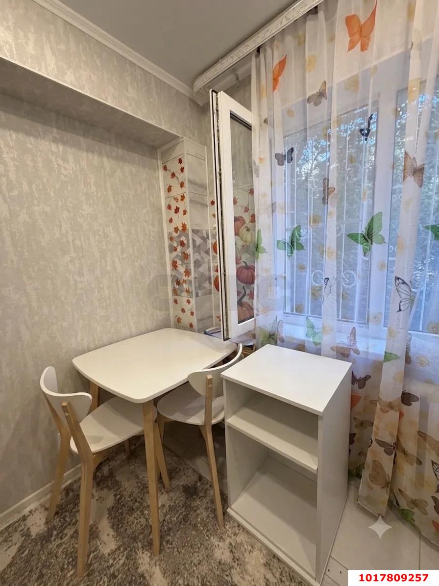 Фото №8: 2-комнатная квартира 43&nbsp;м², 1/5&nbsp;эт. - Краснодар, Прикубанский внутригородской округ, мкр. Фестивальный, ул. Гагарина, 97