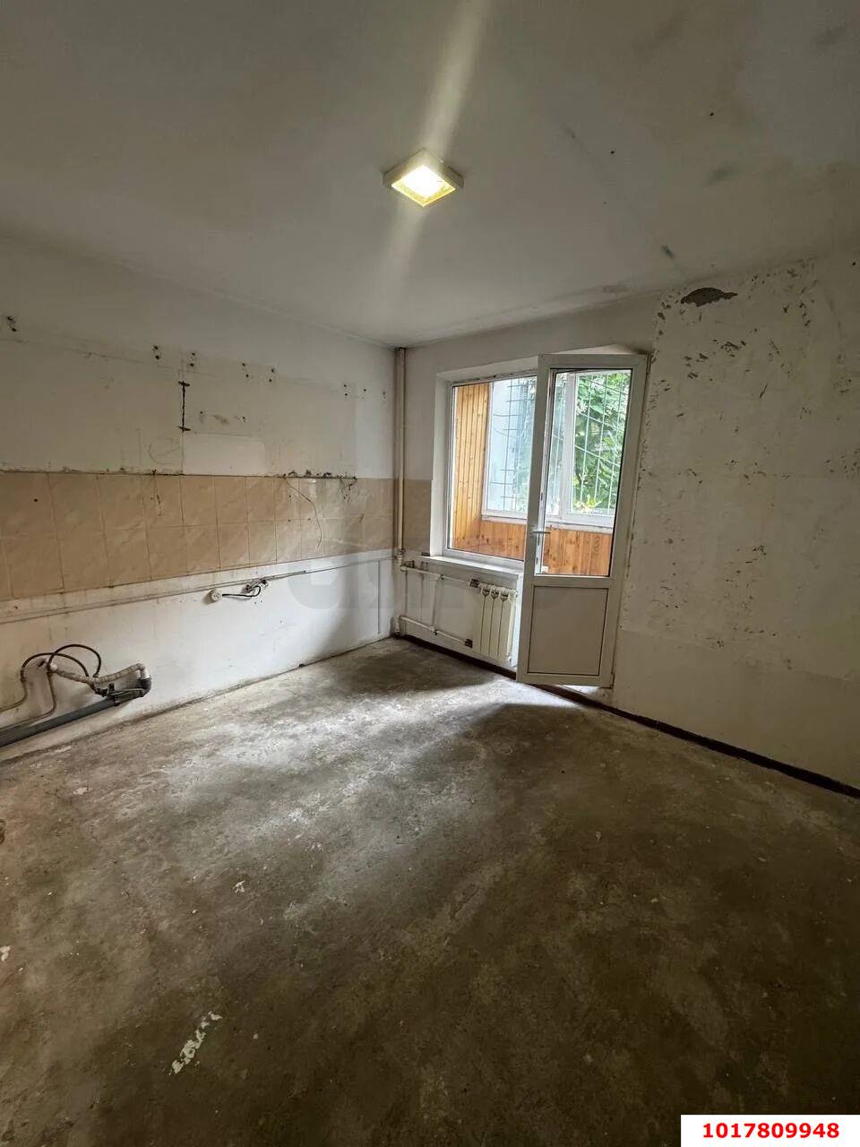 Фото №1: 2-комнатная квартира 64&nbsp;м², 1/12&nbsp;эт. - Краснодар, Прикубанский внутригородской округ, мкр. Новый, ул. 9-я Тихая, 11