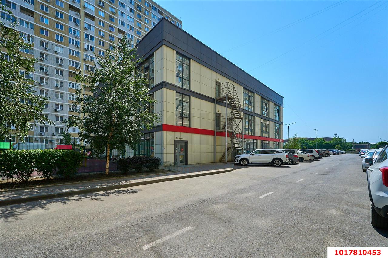 Фото №3: Отдельное здание 1722&nbsp;м², 1/3&nbsp;эт. - Краснодар, Прикубанский внутригородской округ, ЖК Славянка, мкр. Славянский, ул. Заполярная, 39с2