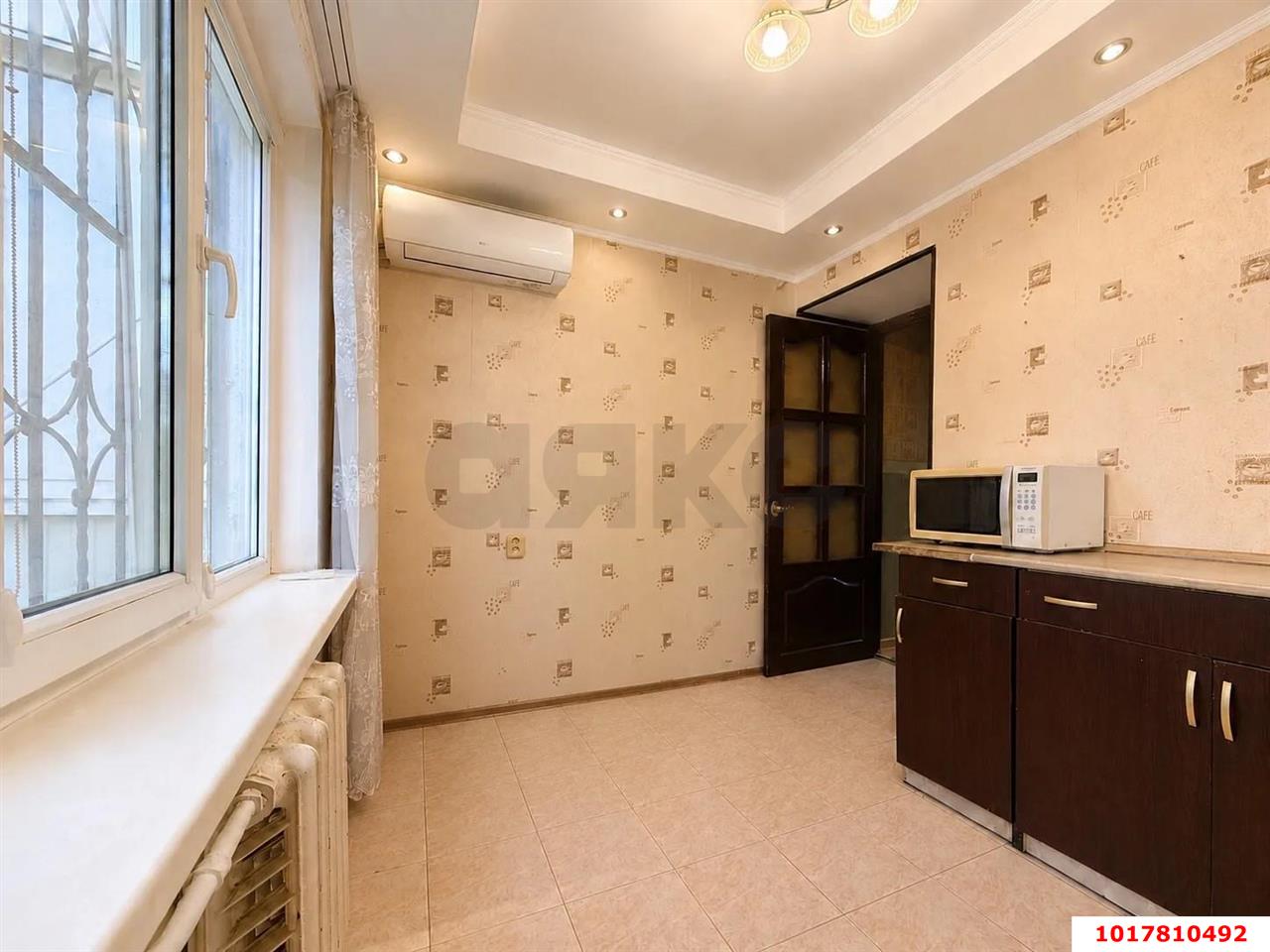 Фото №4: 3-комнатная квартира 65&nbsp;м², 2/9&nbsp;эт. - Краснодар, Центральный внутригородской округ, мкр. Дубинка, ул. Ставропольская, 184