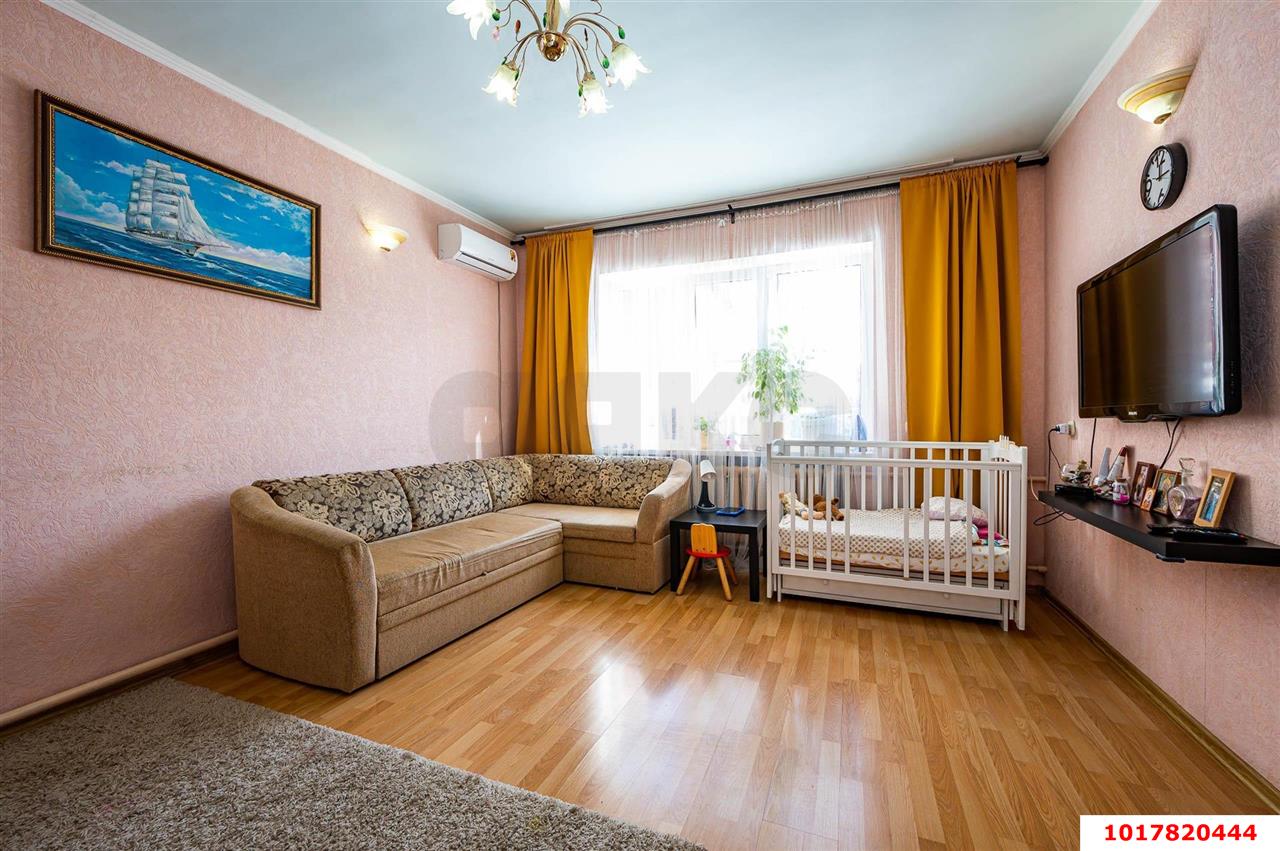 Фото №1: Дом 117&nbsp;м² + 4.37&nbsp;сот., 2&nbsp;эт. - Краснодар, Западный внутригородской округ, мкр. Фестивальный, ул. Герцена