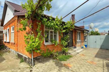 Фото №1: Дом 35&nbsp;м² + 1.3&nbsp;сот., 1&nbsp;эт. - Краснодар, мкр. Дубинка, ул. Фурманова, 93