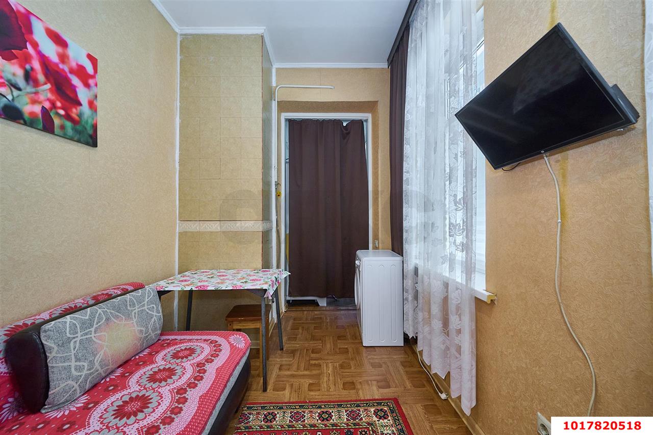 Фото №3: Студия 13&nbsp;м², 1/1&nbsp;эт. - Краснодар, Центральный внутригородской округ, мкр. Центральный, ул. Пашковская, 106
