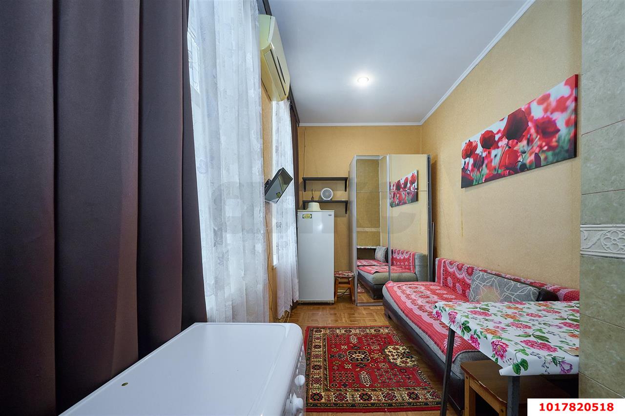 Фото №2: Студия 13&nbsp;м², 1/1&nbsp;эт. - Краснодар, Центральный внутригородской округ, мкр. Центральный, ул. Пашковская, 106