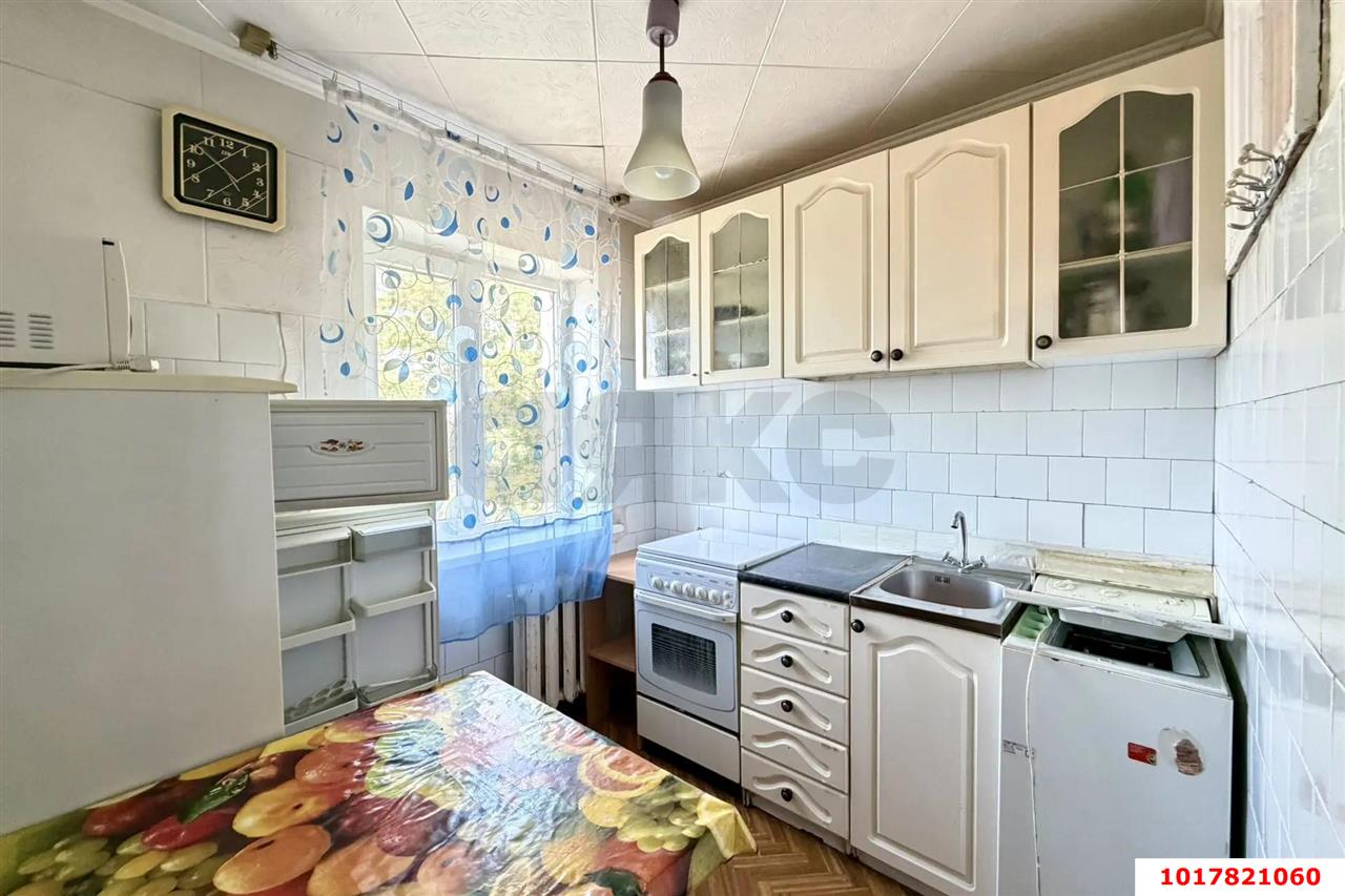 Фото №3: 2-комнатная квартира 44&nbsp;м², 5/5&nbsp;эт. - Краснодар, Центральный внутригородской округ, мкр. Черёмушки, ул. Ставропольская, 222