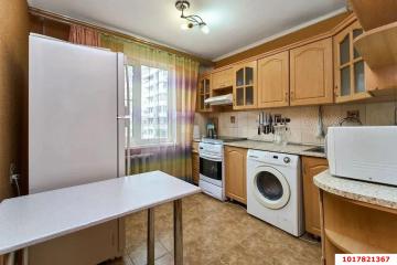 Фото №1: 3-комнатная квартира 71&nbsp;м², 4/9&nbsp;эт. - Краснодар, мкр. Новый, ул. 9-я Тихая, 7