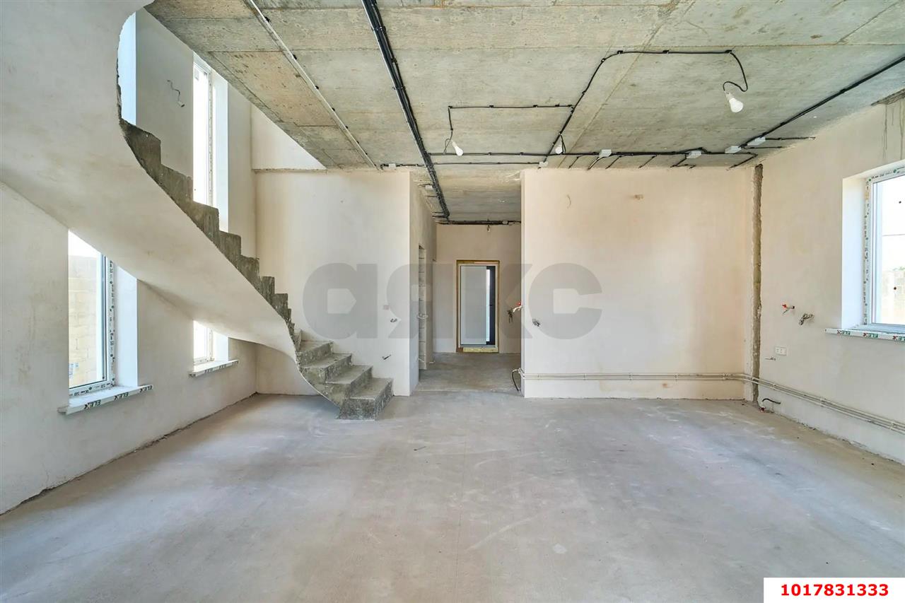 Фото №5: Дом 181&nbsp;м² + 8&nbsp;сот., 2&nbsp;эт. - Козет, ул. Шапсугская, 15