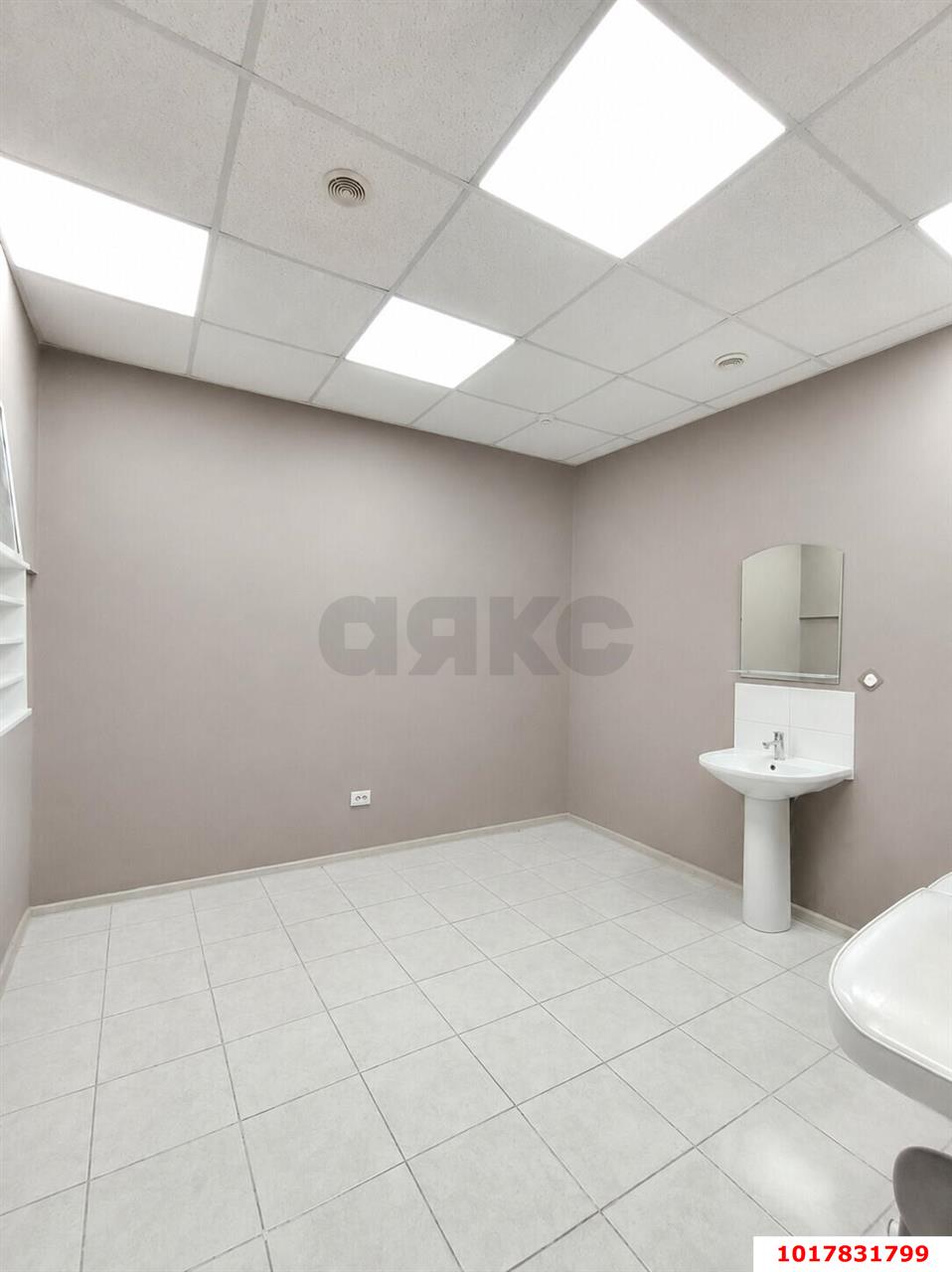 Фото №8: Офисное помещение 56&nbsp;м², 1/6&nbsp;эт. - Краснодар, Прикубанский внутригородской округ, мкр. Музыкальный, ул. имени С.В. Рахманинова, 21к1