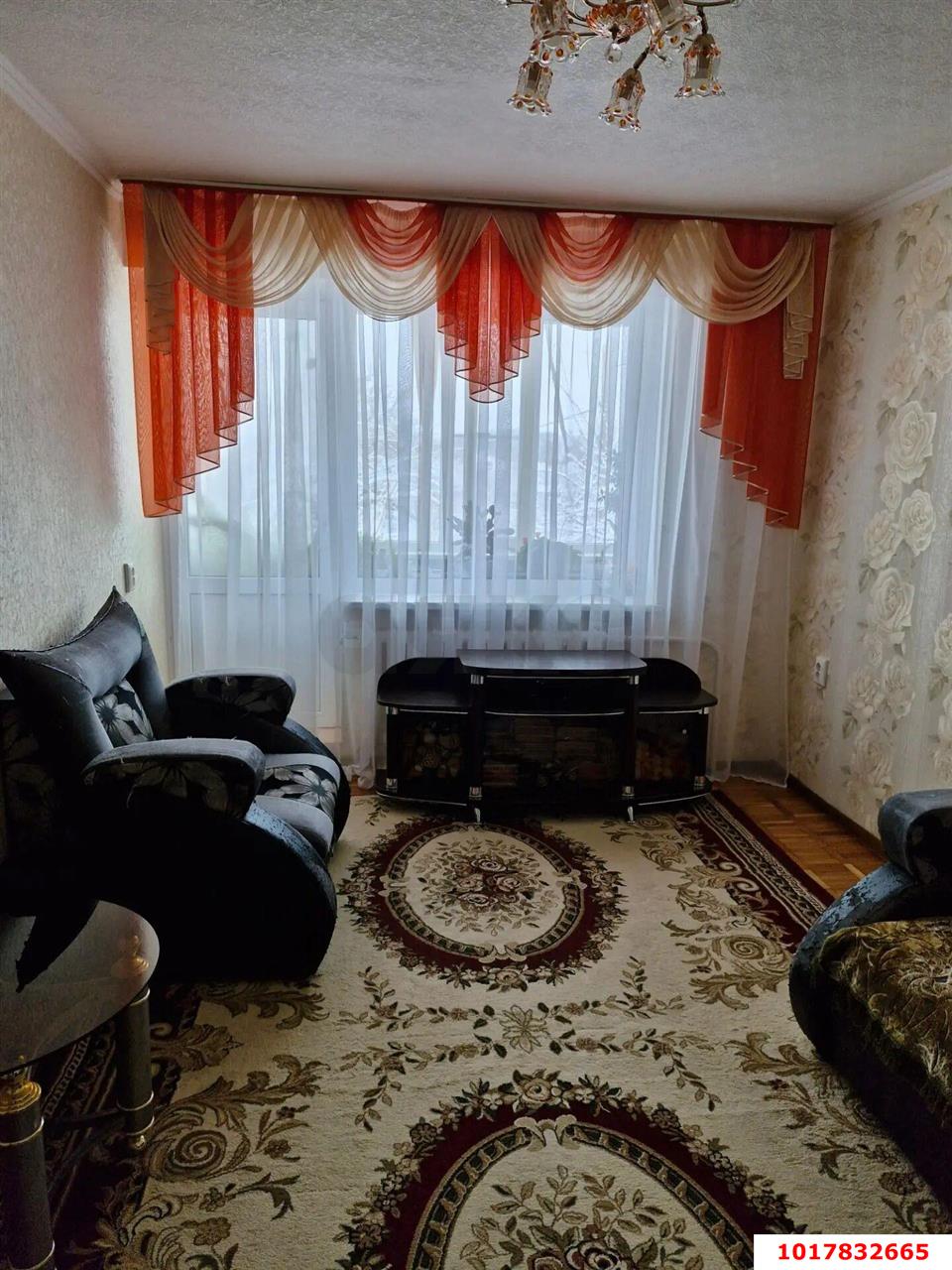 Фото №1: 3-комнатная квартира 57&nbsp;м², 2/2&nbsp;эт. - Медведовская, ул. Мира, 178