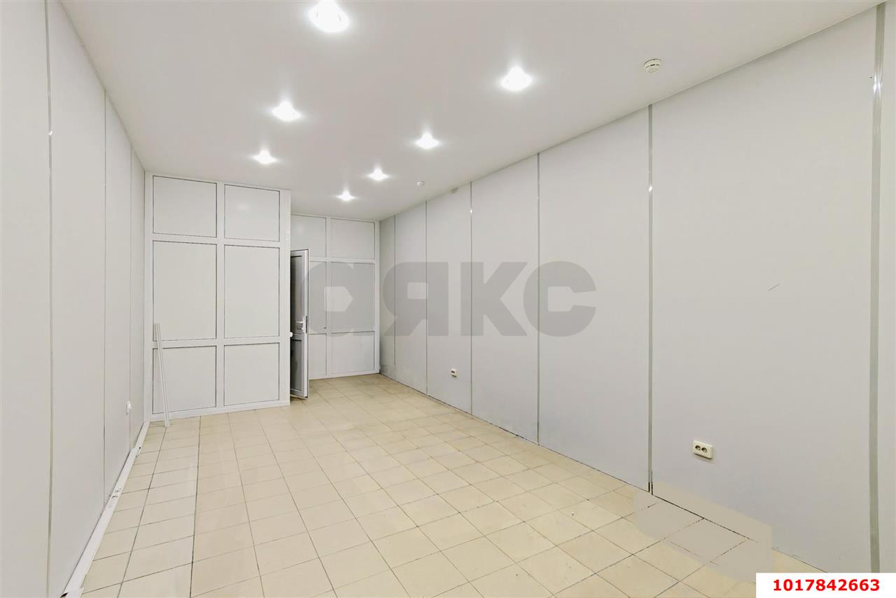 Фото №6: Торговое помещение 175&nbsp;м², 1/1&nbsp;эт. - Краснодар, Карасунский внутригородской округ, мкр. Камвольно-суконный Комбинат, ул. Уральская, 83А