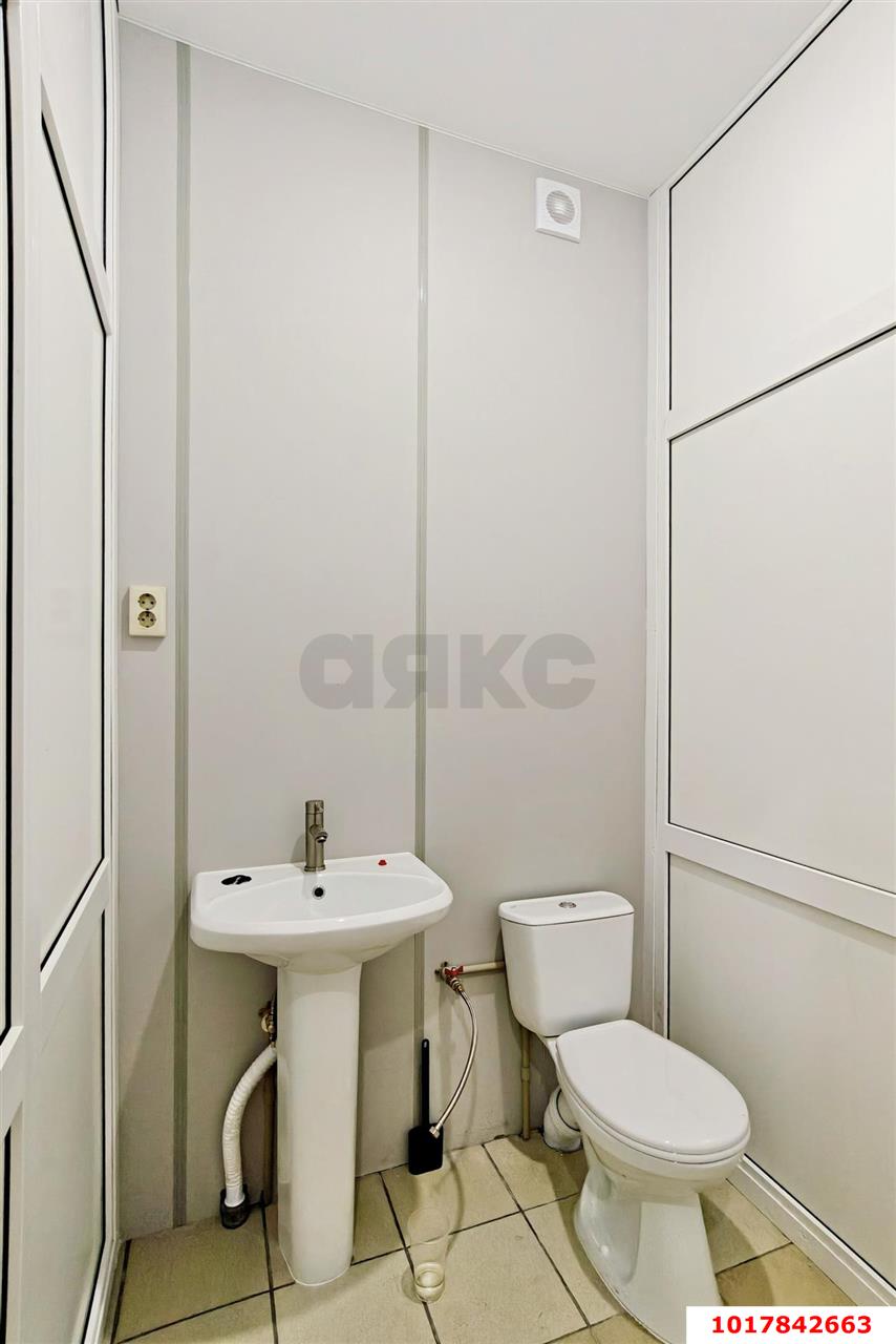 Фото №8: Торговое помещение 175&nbsp;м², 1/1&nbsp;эт. - Краснодар, Карасунский внутригородской округ, мкр. Камвольно-суконный Комбинат, ул. Уральская, 83А