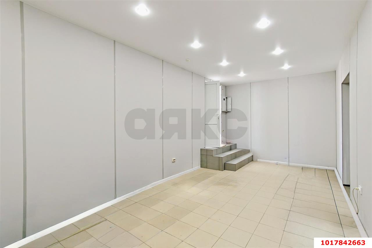 Фото №7: Торговое помещение 175&nbsp;м², 1/1&nbsp;эт. - Краснодар, Карасунский внутригородской округ, мкр. Камвольно-суконный Комбинат, ул. Уральская, 83А
