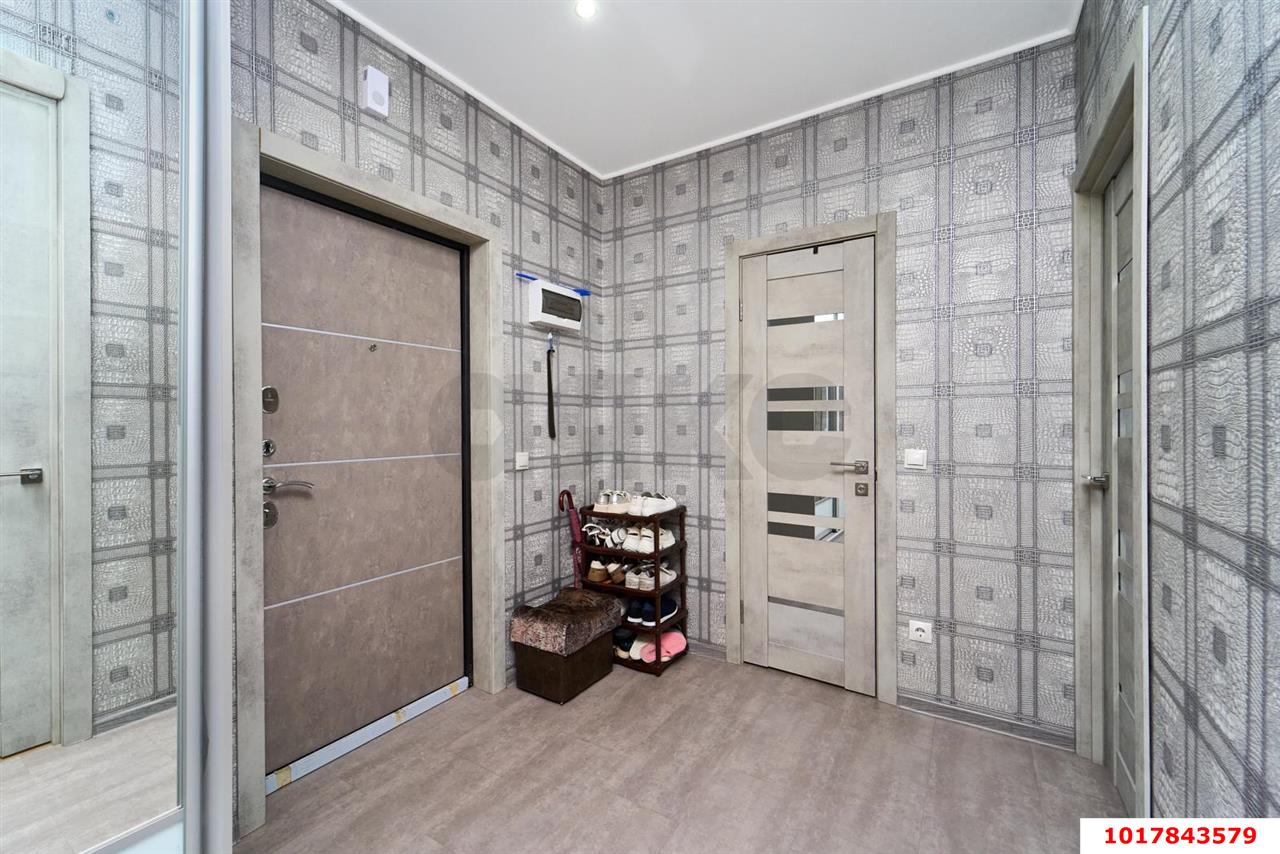 Фото №10: 2-комнатная квартира 65&nbsp;м², 11/16&nbsp;эт. - Краснодар, Прикубанский внутригородской округ, жилой комплекс Времена Года-2, мкр. имени Петра Метальникова, ул. Петра Метальникова, 26