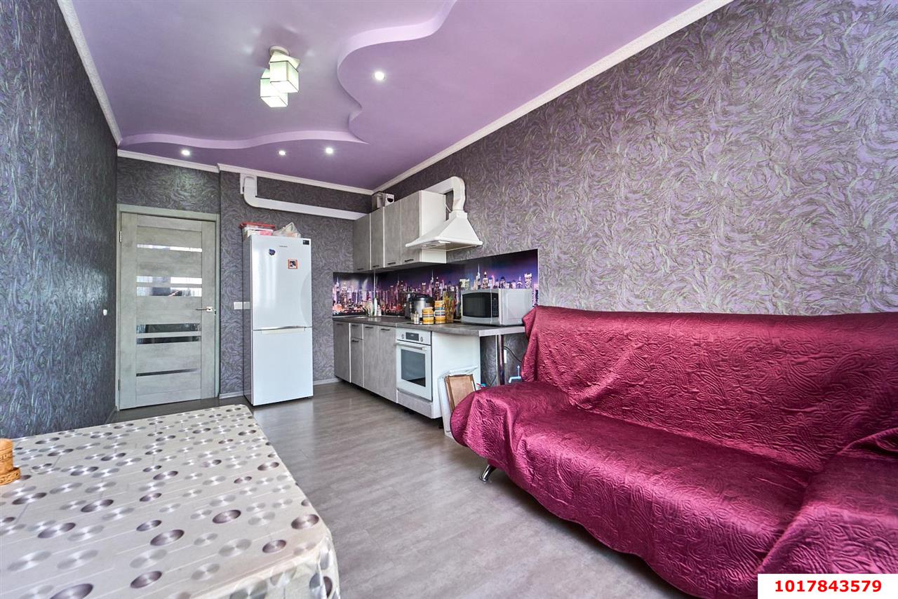 Фото №2: 2-комнатная квартира 65&nbsp;м², 11/16&nbsp;эт. - Краснодар, Прикубанский внутригородской округ, жилой комплекс Времена Года-2, мкр. имени Петра Метальникова, ул. Петра Метальникова, 26