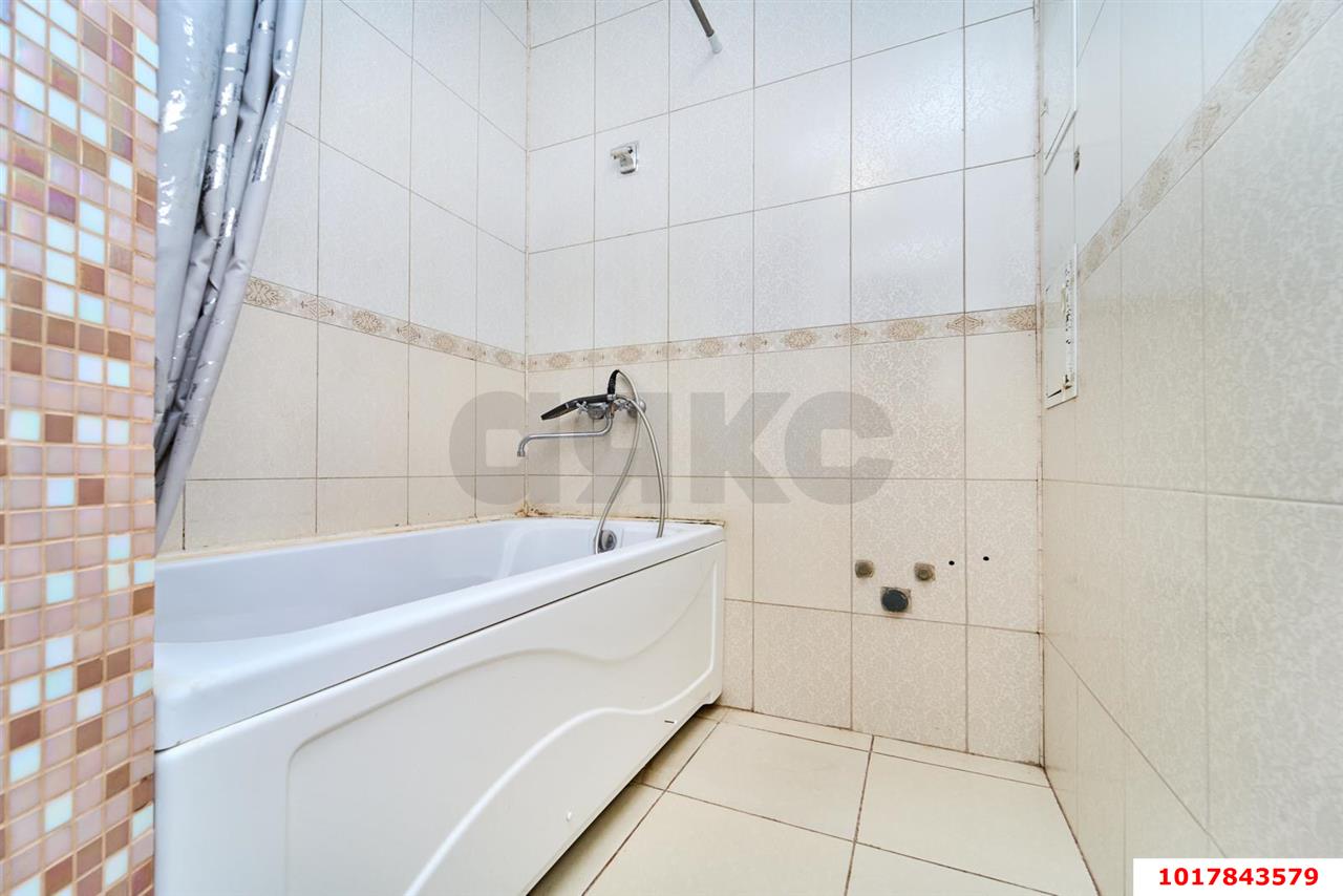 Фото №8: 2-комнатная квартира 65&nbsp;м², 11/16&nbsp;эт. - Краснодар, Прикубанский внутригородской округ, жилой комплекс Времена Года-2, мкр. имени Петра Метальникова, ул. Петра Метальникова, 26