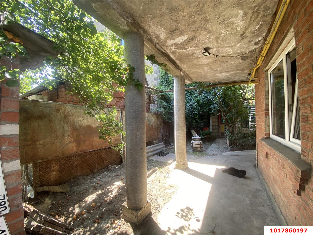 Фото №1: Дом 46&nbsp;м² + 2&nbsp;сот., 2&nbsp;эт. - Краснодар, Центральный внутригородской округ, Покровка, мкр. Центральный, ул. Карасунская набережная, 129