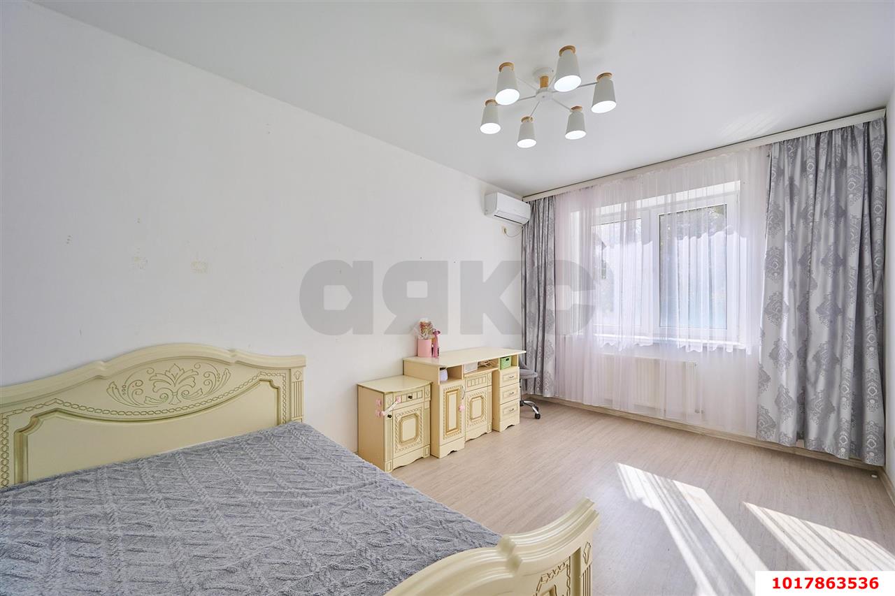 Фото №4: 2-комнатная квартира 70&nbsp;м², 2/18&nbsp;эт. - Краснодар, Прикубанский внутригородской округ, Панорама, мкр. ЖК Керченский, ул. им. Героя Сарабеева В.И., 3