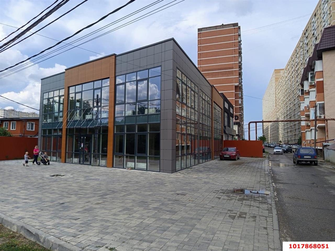 Фото №3: Отдельное здание 564&nbsp;м², 1/2&nbsp;эт. - Краснодар, Прикубанский внутригородской округ, мкр. Славянский, ул. Красных Партизан, 43
