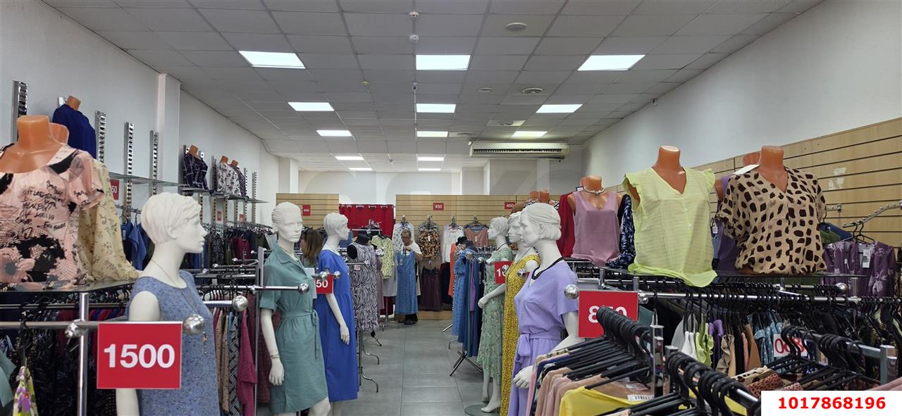 Фото №3: Торговое помещение 140&nbsp;м², 1/2&nbsp;эт. - Краснодар, Центральный внутригородской округ, мкр. Центральный, ул. Гоголя, 74