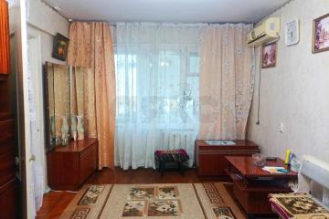 Фото №1: 2-комнатная квартира 44 м², 5/5 эт. - Краснодар, мкр. Черёмушки, ул. Ставропольская, 125/4