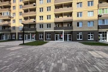 Фото №1: Торговое помещение 47 м², 1/16 эт. - Краснодар, мкр. жилой комплекс Дыхание, ул. Лётчика Позднякова, 2к29