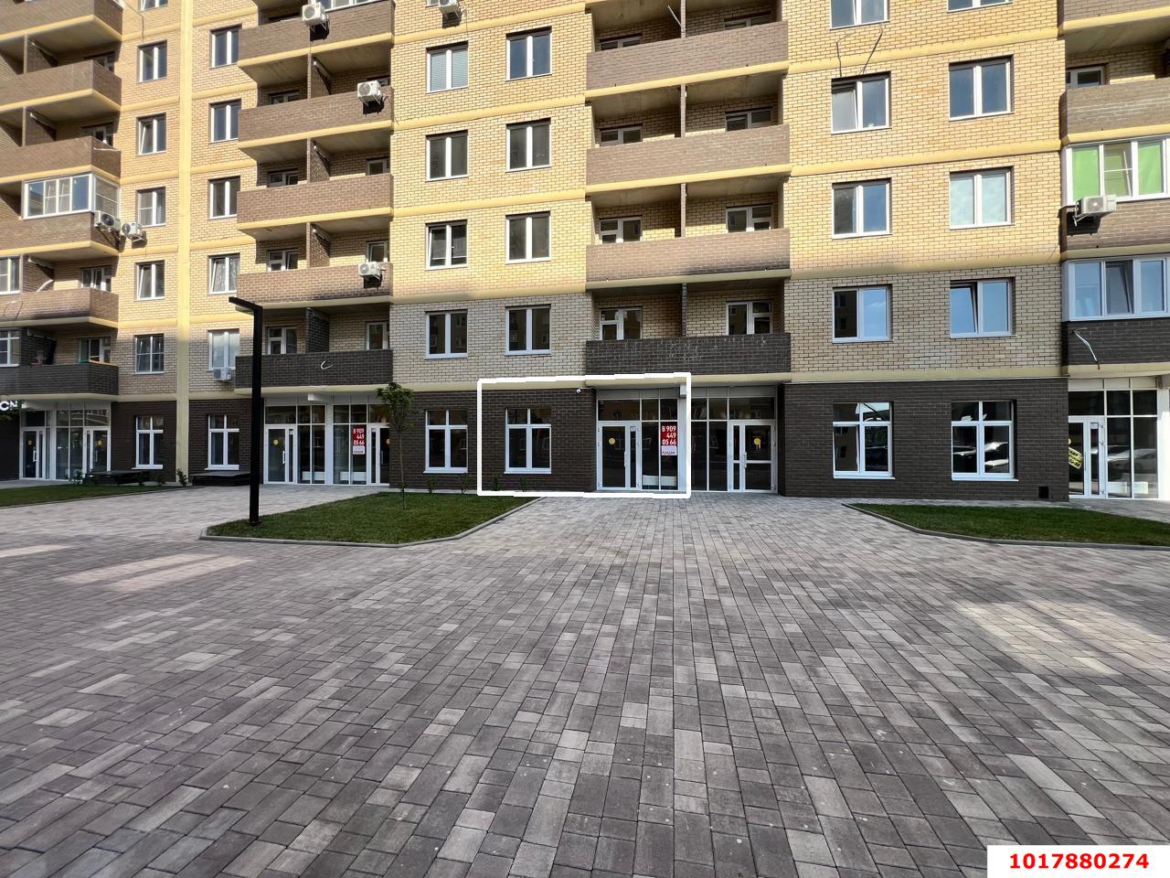 Фото №1: Торговое помещение 47&nbsp;м², 1/16&nbsp;эт. - Краснодар, Прикубанский внутригородской округ, мкр. жилой комплекс Дыхание, ул. Лётчика Позднякова, 2к29
