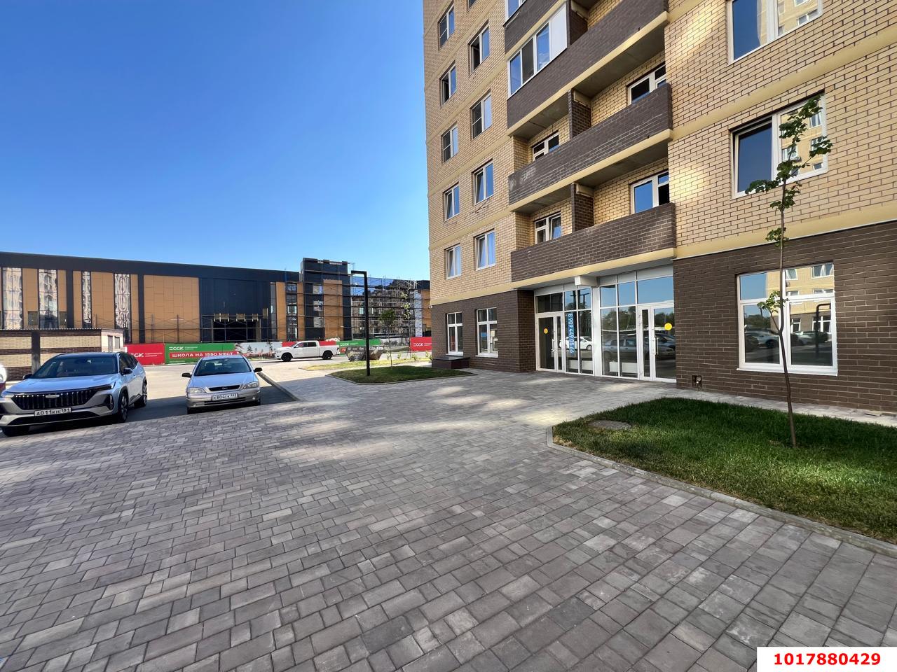 Фото №3: Торговое помещение 64&nbsp;м², 1/16&nbsp;эт. - Краснодар, Прикубанский внутригородской округ, мкр. жилой комплекс Дыхание, ул. Лётчика Позднякова, 2к28