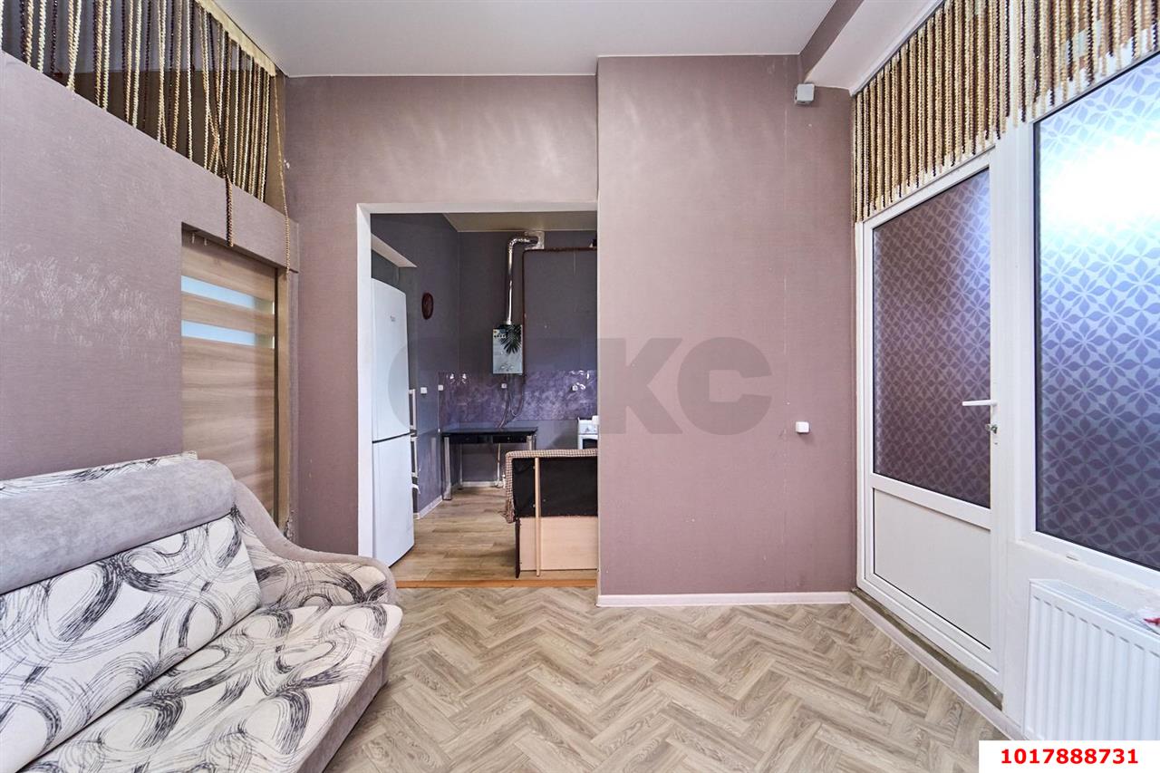 Фото №4: 2-комнатная квартира 47&nbsp;м², 1/4&nbsp;эт. - Краснодар, Центральный внутригородской округ, мкр. Дубинка, ул. Воронежская, 40