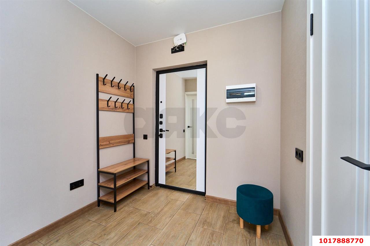Фото №10: 1-комнатная квартира 40&nbsp;м², 13/19&nbsp;эт. - Краснодар, Прикубанский внутригородской округ, Микрохирургии глаза, мкр. жилой комплекс Сограт, ул. Красных Партизан, 4/15