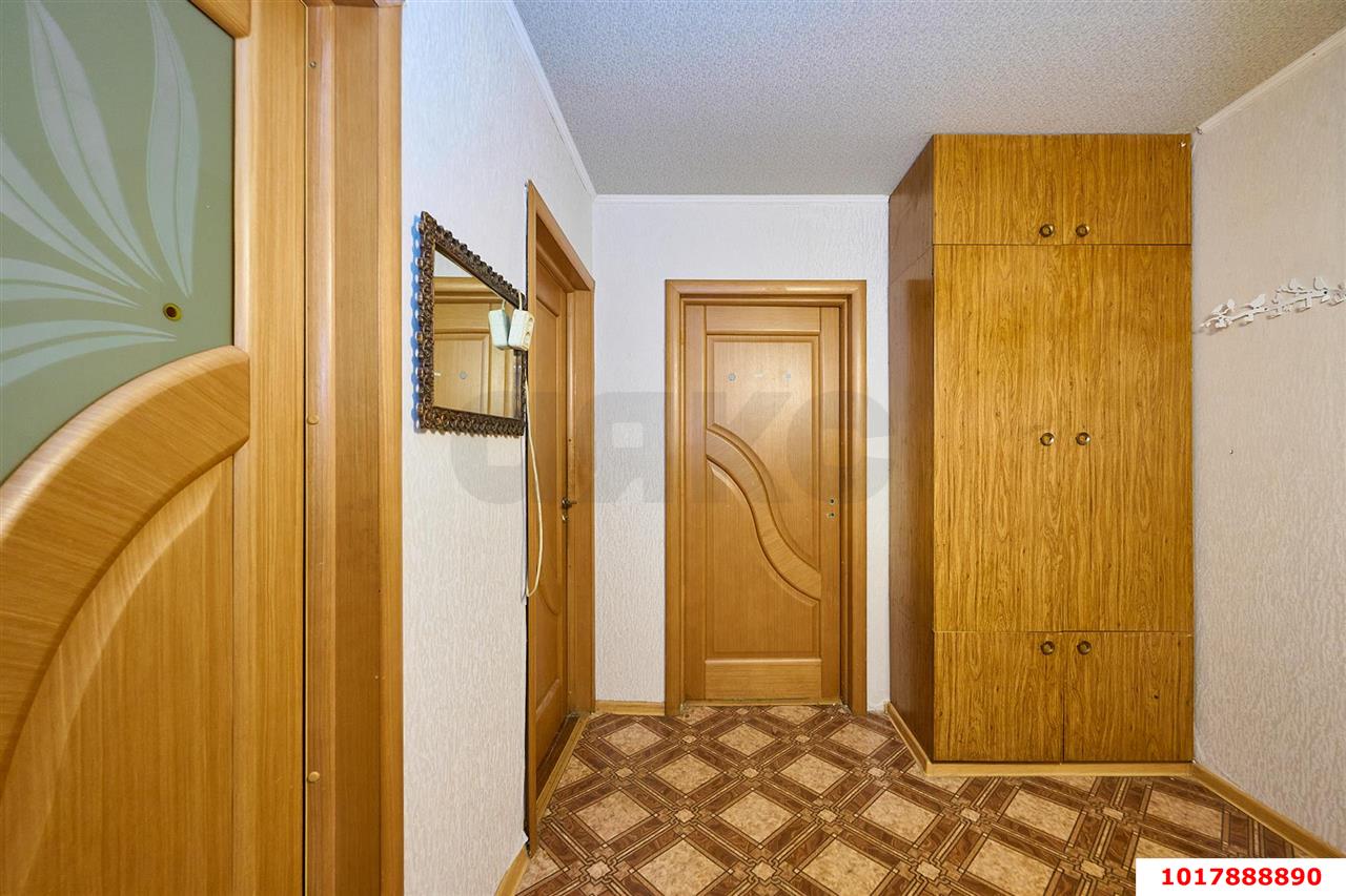 Фото №16: 3-комнатная квартира 61&nbsp;м², 2/5&nbsp;эт. - Краснодар, Центральный внутригородской округ, мкр. Центральный, ул. Леваневского, 191