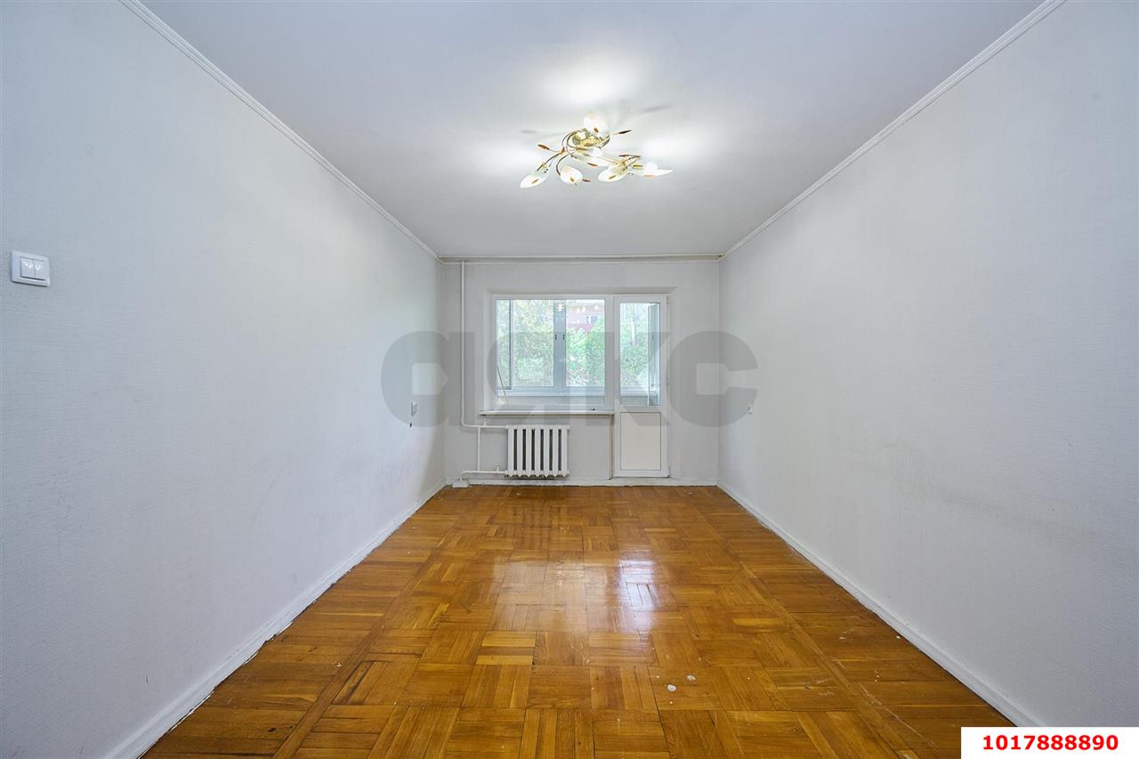Фото №8: 3-комнатная квартира 61&nbsp;м², 2/5&nbsp;эт. - Краснодар, Центральный внутригородской округ, мкр. Центральный, ул. Леваневского, 191