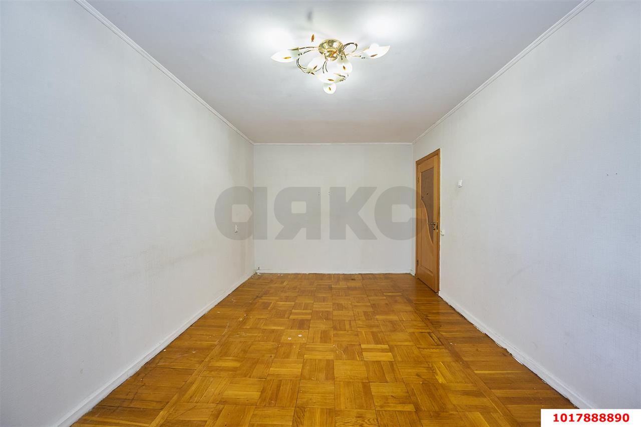 Фото №7: 3-комнатная квартира 61&nbsp;м², 2/5&nbsp;эт. - Краснодар, Центральный внутригородской округ, мкр. Центральный, ул. Леваневского, 191