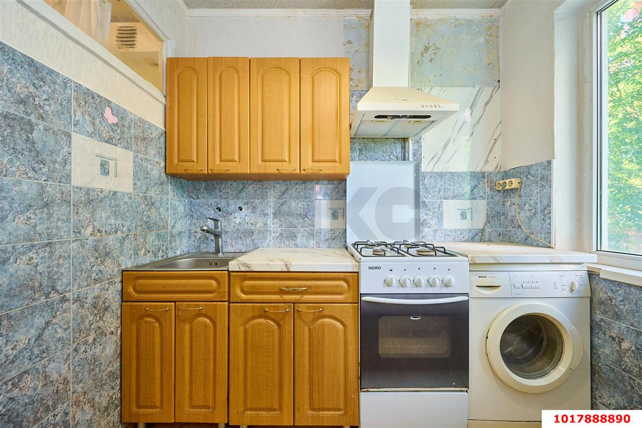 Фото №11: 3-комнатная квартира 61&nbsp;м², 2/5&nbsp;эт. - Краснодар, Центральный внутригородской округ, мкр. Центральный, ул. Леваневского, 191