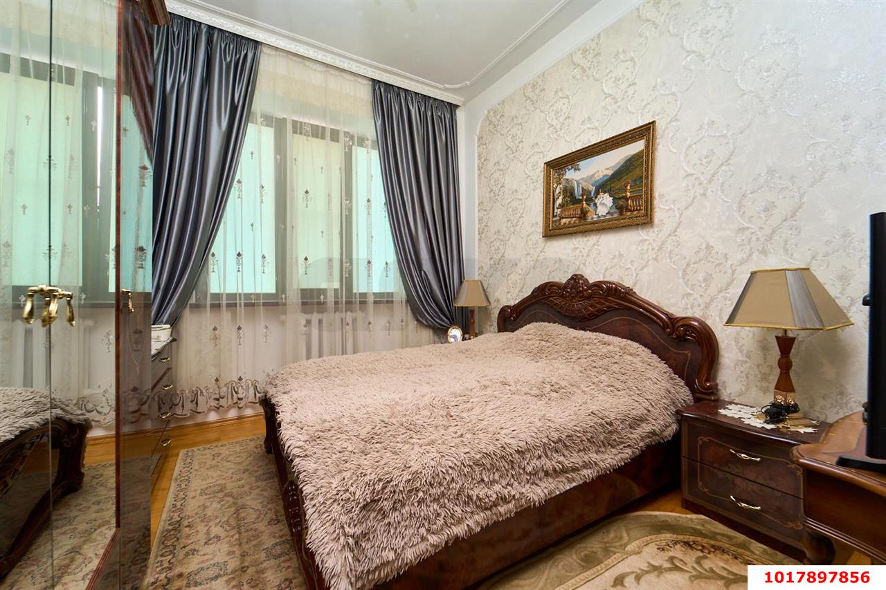 Фото №9: Дом 275&nbsp;м² + 2.3&nbsp;сот., 3&nbsp;эт. - Краснодар, Центральный внутригородской округ, мкр. Дубинка, ул. Адыгейская набережная, 104/1