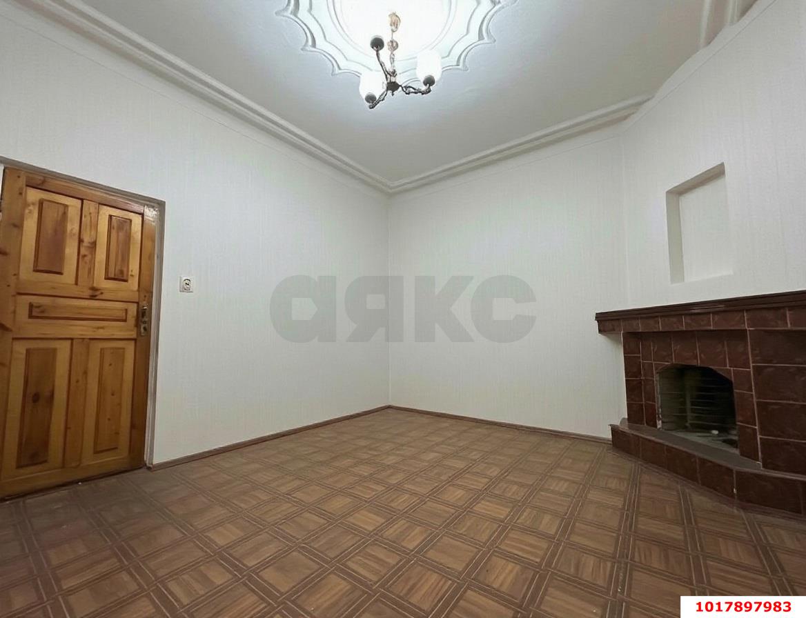 Фото №1: 1-комнатная квартира 31&nbsp;м², 1/2&nbsp;эт. - Краснодар, Западный внутригородской округ, мкр. Центральный, ул. Рашпилевская, 119