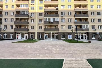 Фото №1: Торговое помещение 36 м², 1/16 эт. - Краснодар, мкр. жилой комплекс Дыхание, ул. Лётчика Позднякова, 2к27
